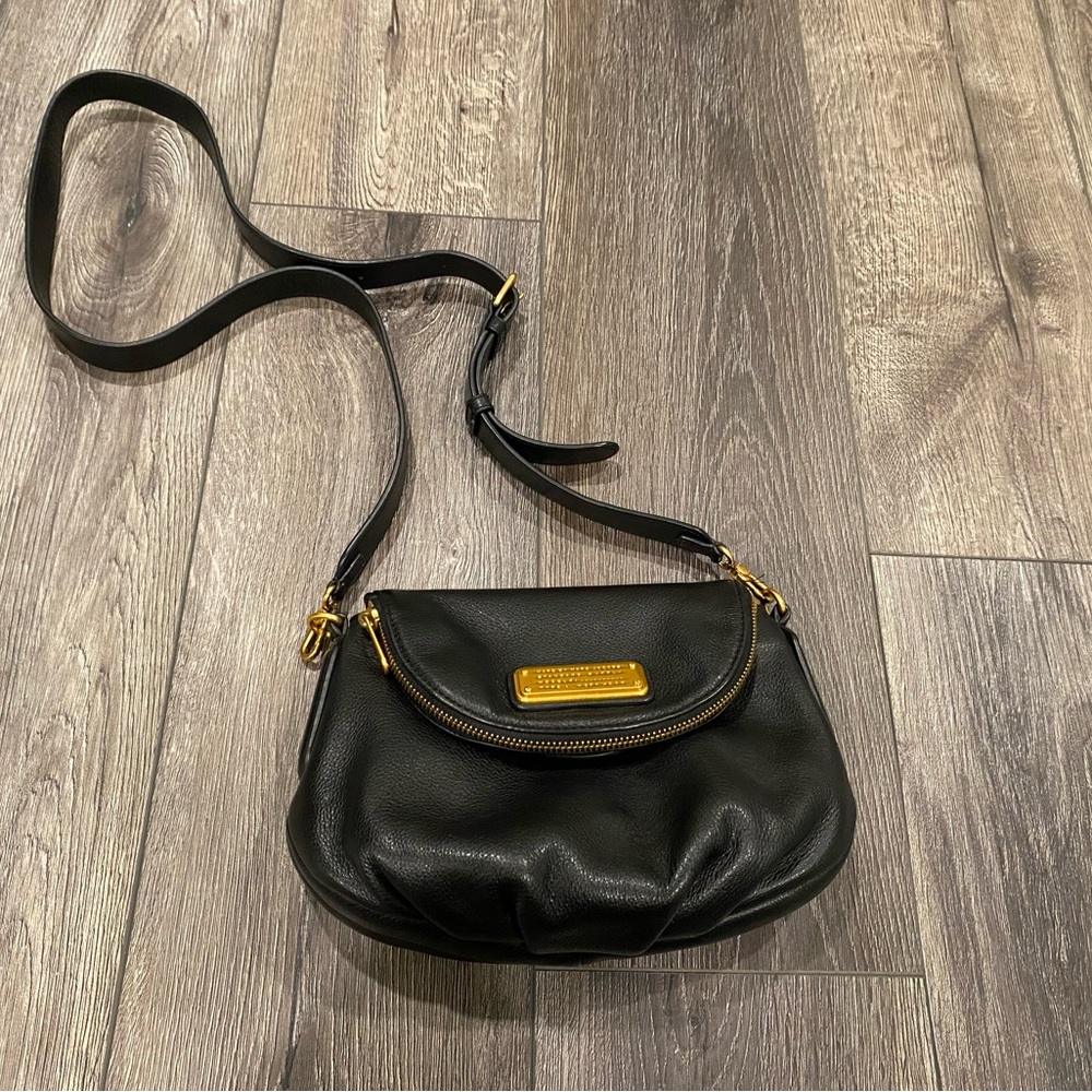 MARC BY MARC JACOBS Mini Q Natasha Black Leather Crossbody Bag